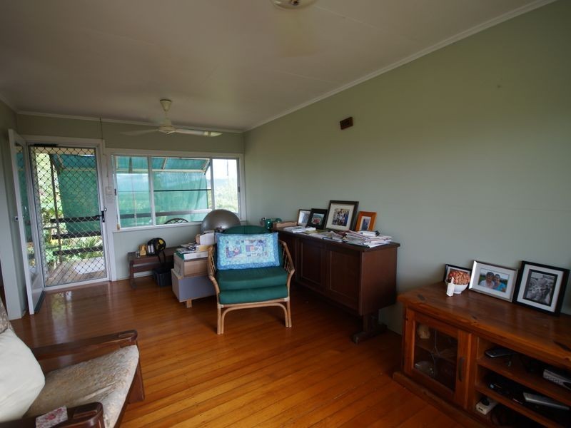 54 Kinjun Road, Tully QLD 4854