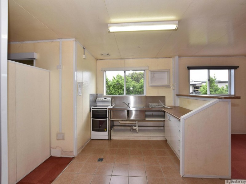 126 -128 Bryant Street, Tully QLD 4854