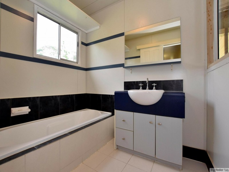 126 -128 Bryant Street, Tully QLD 4854