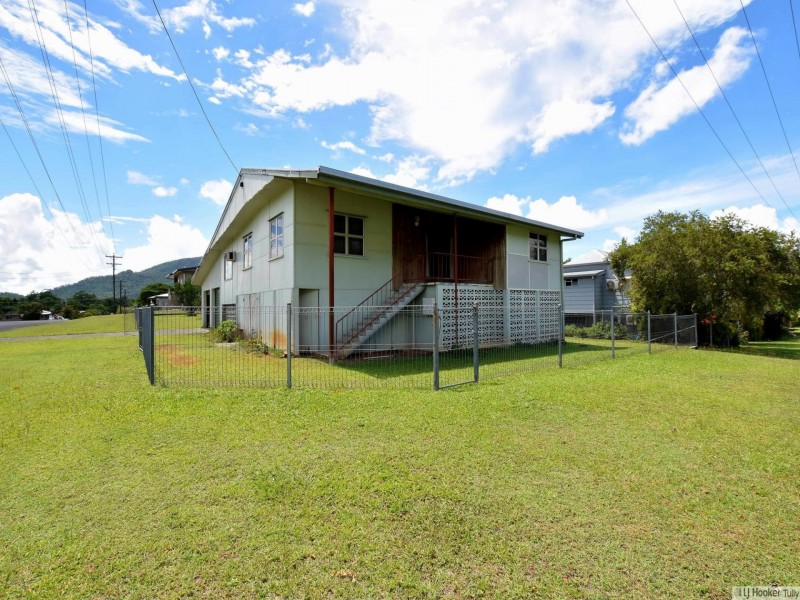 2 Blackman Street, Tully QLD 4854