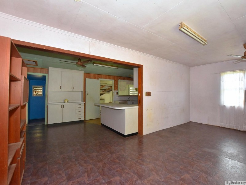 2 Blackman Street, Tully QLD 4854