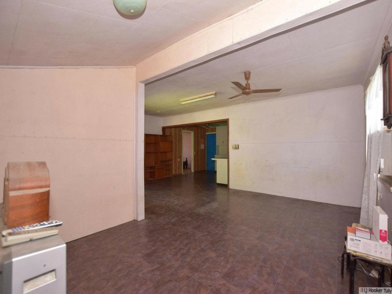 2 Blackman Street, Tully QLD 4854