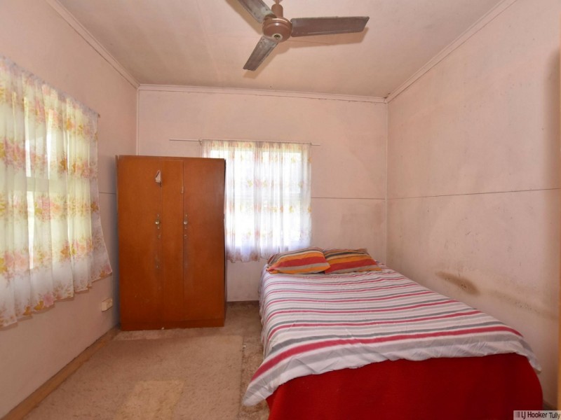2 Blackman Street, Tully QLD 4854