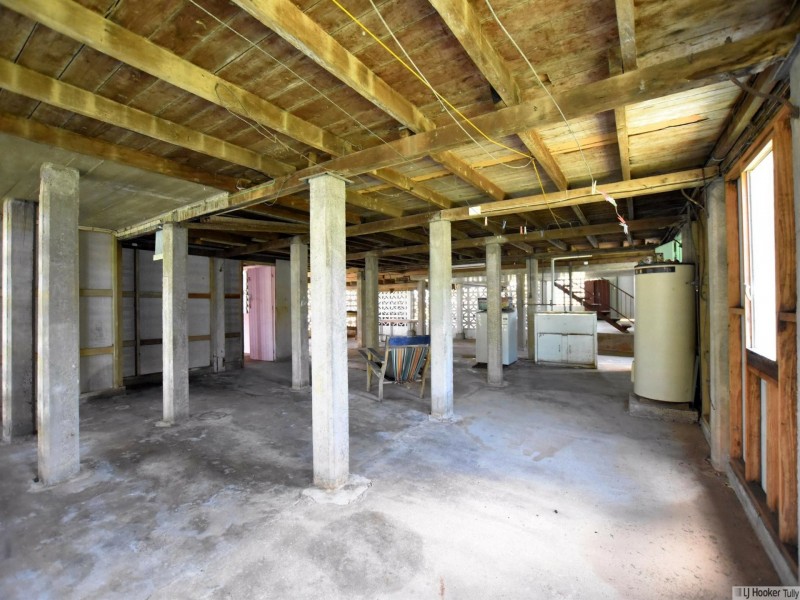 2 Blackman Street, Tully QLD 4854