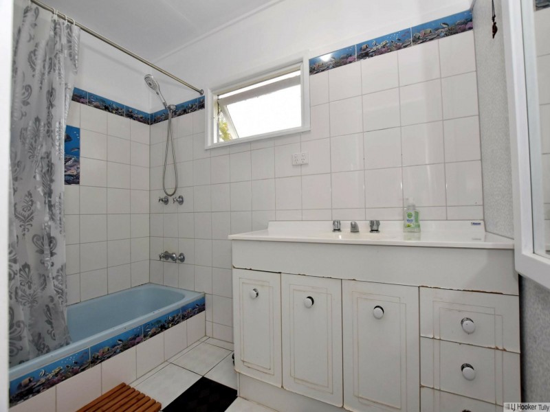 4 Walter Lever Estate Road, Silkwood QLD 4856