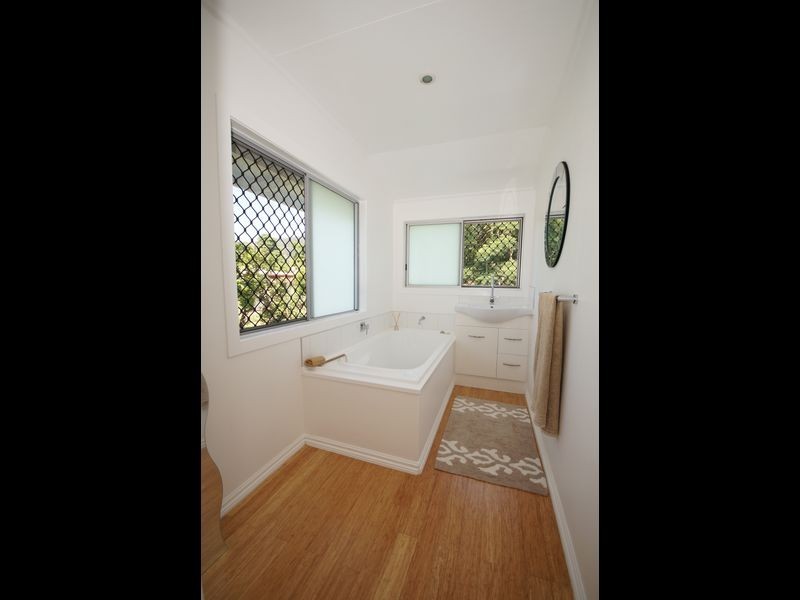 6 Blackman Street, Tully QLD 4854