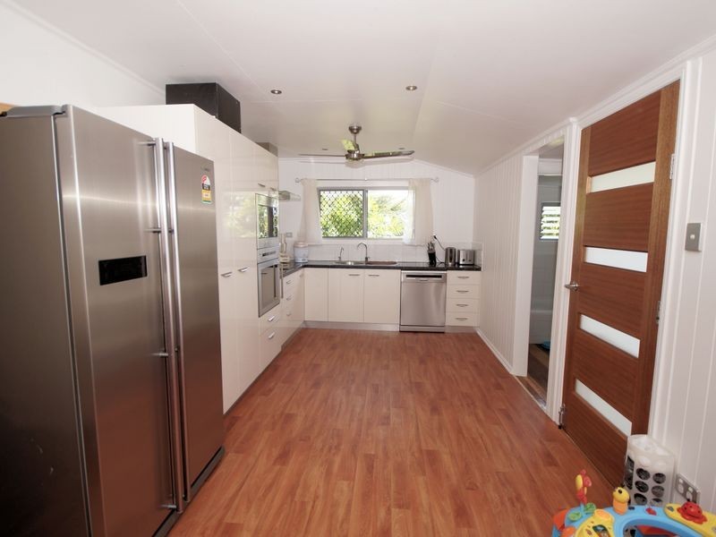 6 Blackman Street, Tully QLD 4854