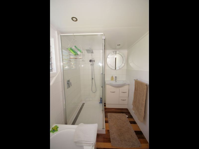 6 Blackman Street, Tully QLD 4854