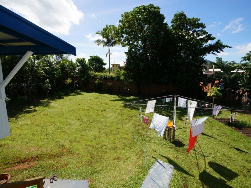 6 Blackman Street, Tully QLD 4854