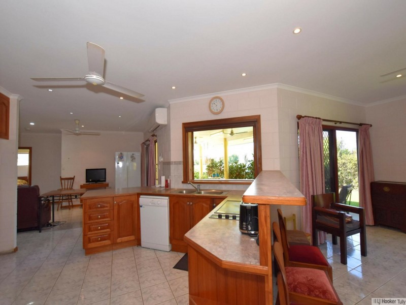 16 Pease Street, Tully QLD 4854