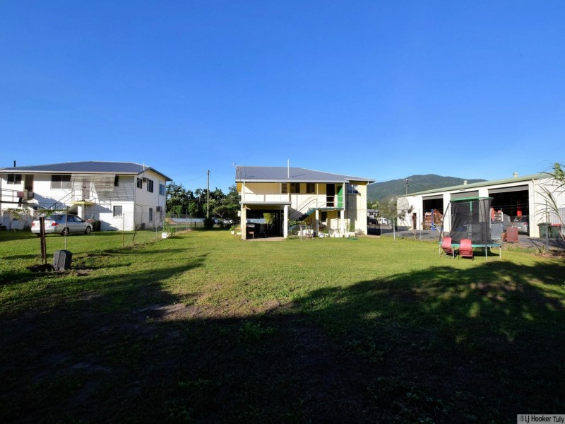 11 Murray Street, Tully QLD 4854