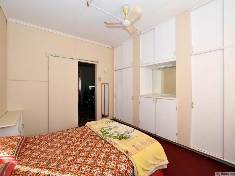 11 Murray Street, Tully QLD 4854