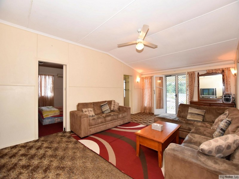11 Murray Street, Tully QLD 4854
