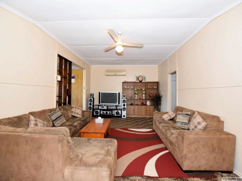 11 Murray Street, Tully QLD 4854