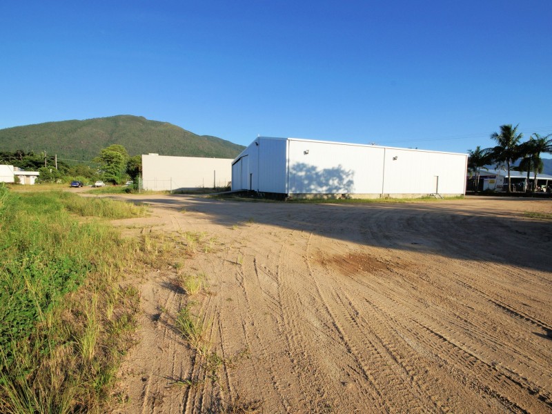 L575 Andersen Street, Tully QLD 4854