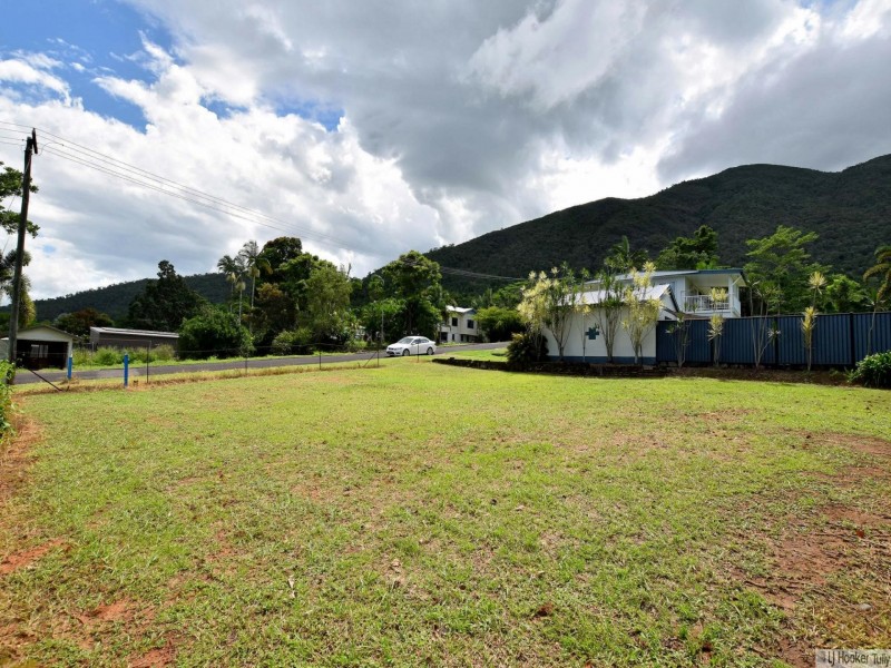 14 Parmeter Street, Tully QLD 4854