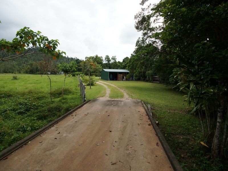 119 Tully Gorge Road, Tully QLD 4854