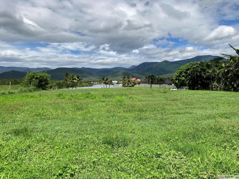 117 Keith Williams Drive, Cardwell QLD 4849