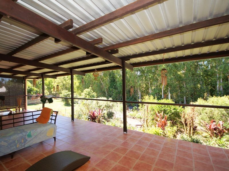 8 Dunkalli Cresent, Wongaling Beach QLD 4852