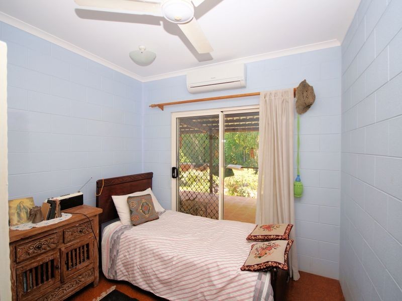 8 Dunkalli Cresent, Wongaling Beach QLD 4852