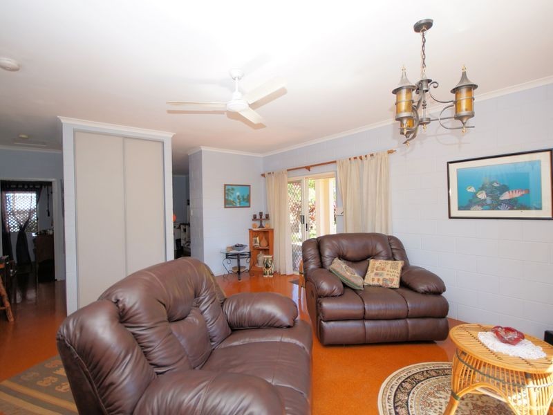 8 Dunkalli Cresent, Wongaling Beach QLD 4852