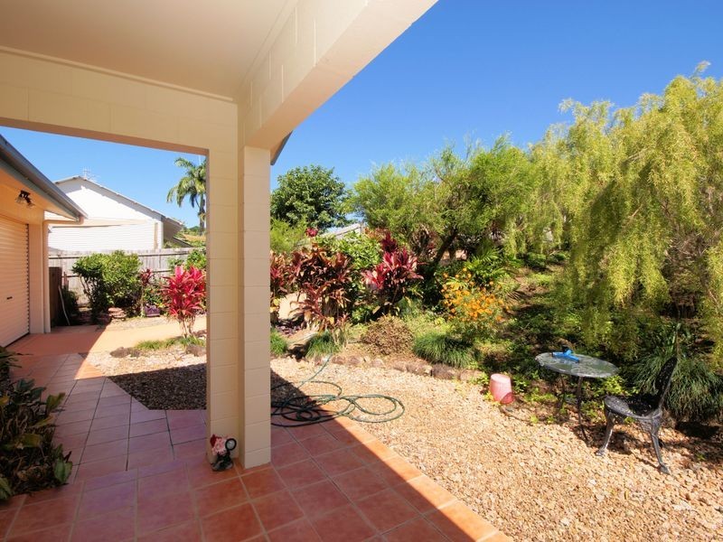 8 Dunkalli Cresent, Wongaling Beach QLD 4852