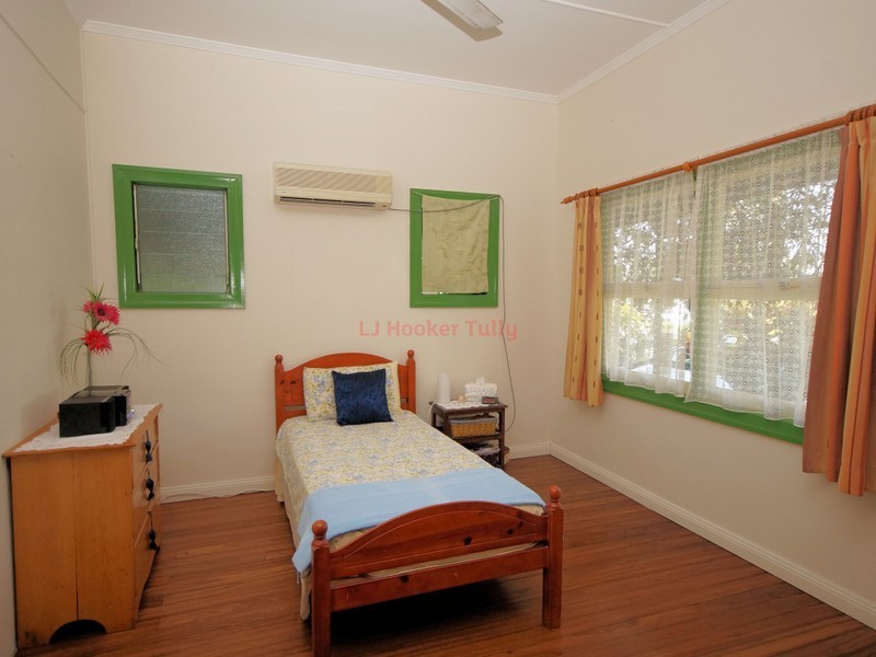 13 Plumb Street, Tully QLD 4854