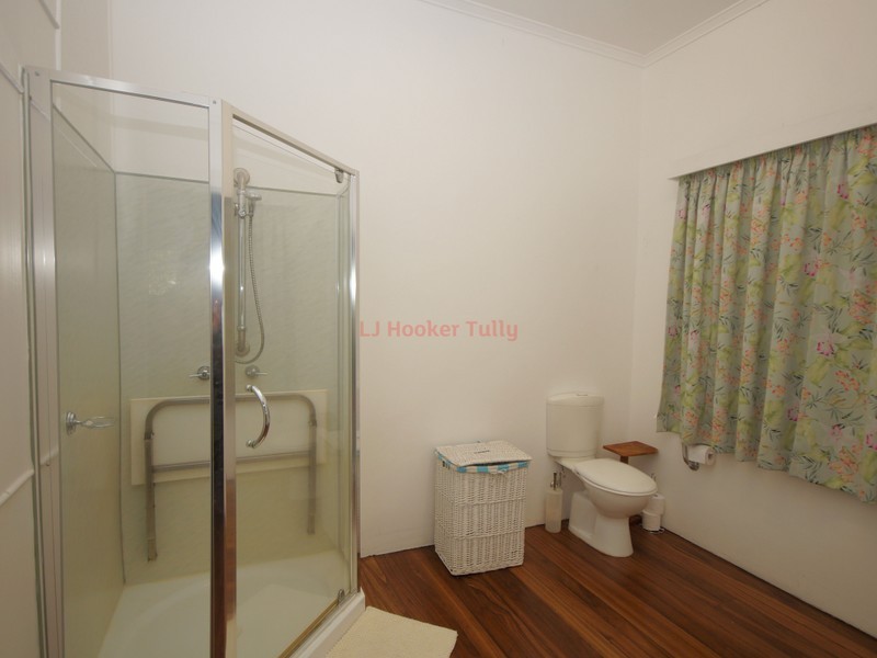 13 Plumb Street, Tully QLD 4854