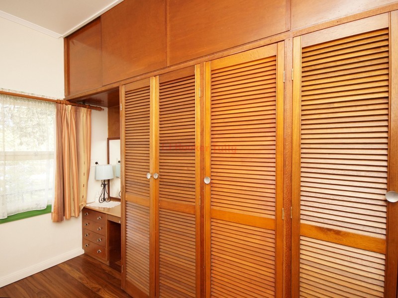 13 Plumb Street, Tully QLD 4854