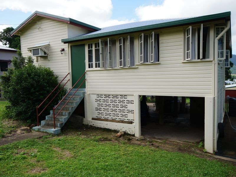 8 Brannigan Street, Tully QLD 4854