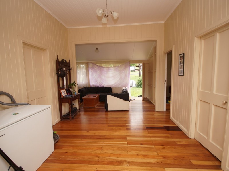 8 Brannigan Street, Tully QLD 4854