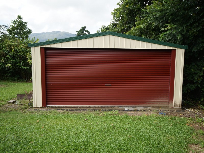 8 Brannigan Street, Tully QLD 4854