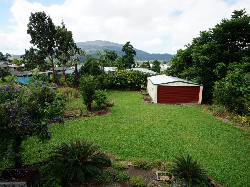 8 Brannigan Street, Tully QLD 4854