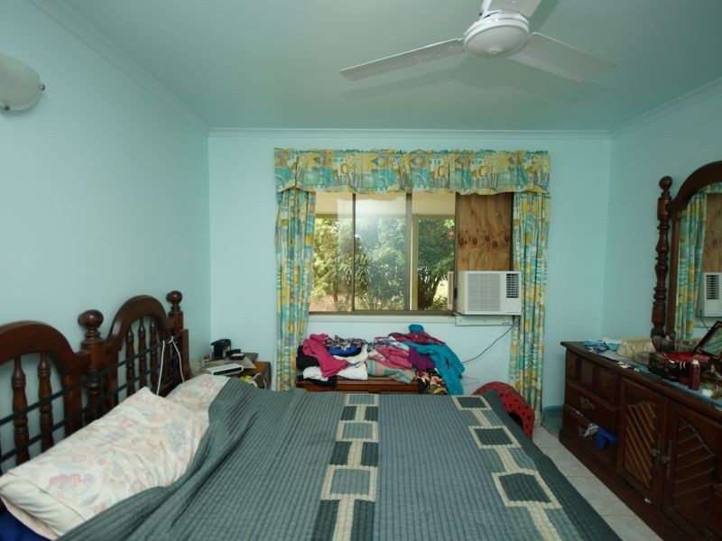 15 Melaleuca Drive, Tully Heads QLD 4854