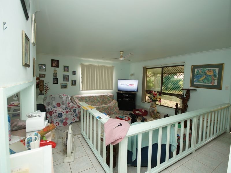 15 Melaleuca Drive, Tully Heads QLD 4854