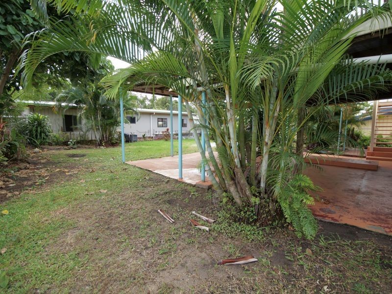 10 Hargreave Street, Kurrimine Beach QLD 4871