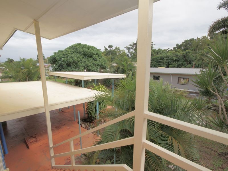 10 Hargreave Street, Kurrimine Beach QLD 4871