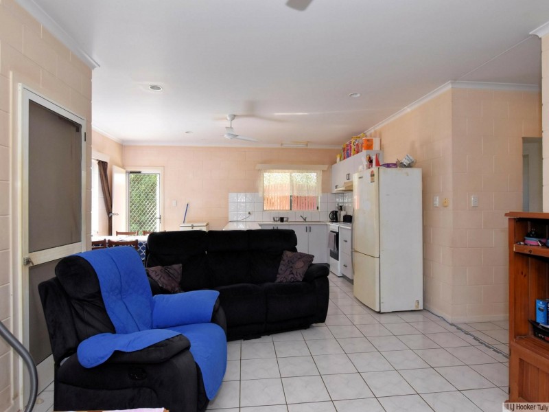 102 Tully Heads Road, Tully Heads QLD 4854