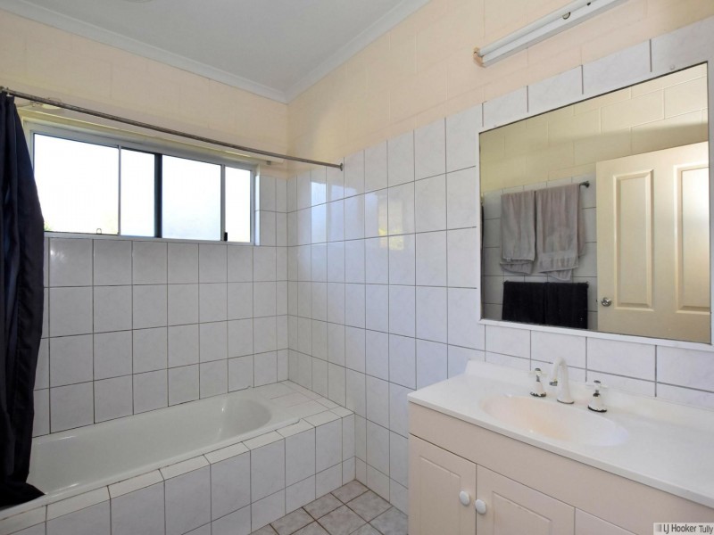 102 Tully Heads Road, Tully Heads QLD 4854