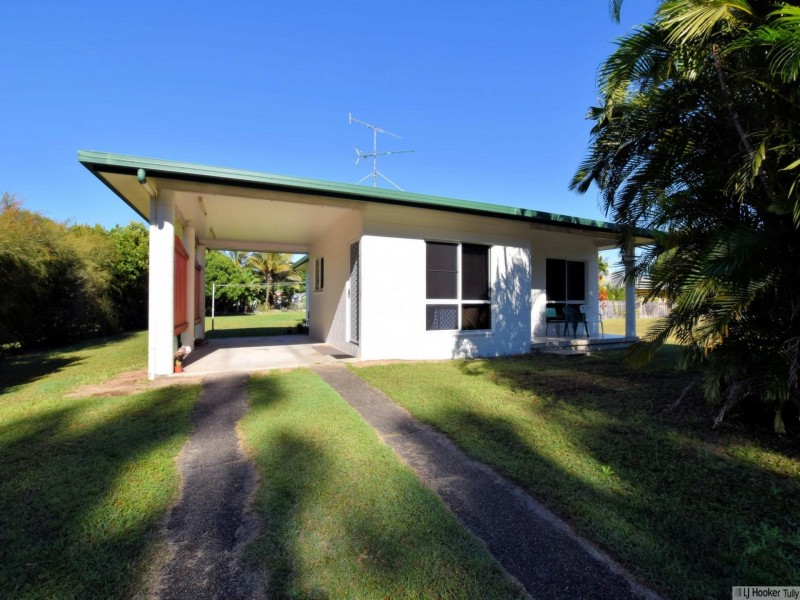 102 Tully Heads Road, Tully Heads QLD 4854