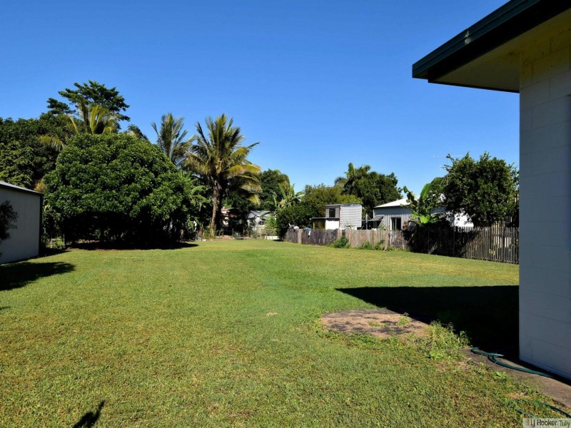 102 Tully Heads Road, Tully Heads QLD 4854