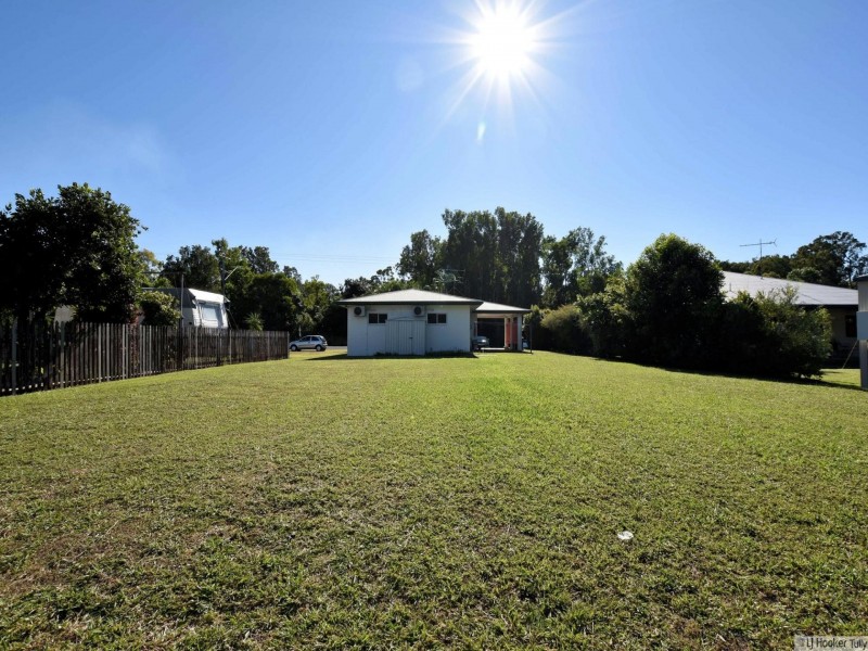 102 Tully Heads Road, Tully Heads QLD 4854