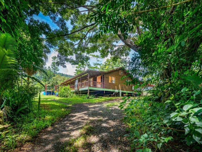 LOT 1 Meuanbah Road, Bombeeta QLD 4871