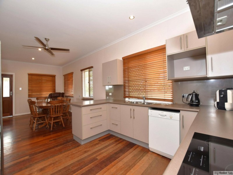 12 Briggs Street, Tully QLD 4854