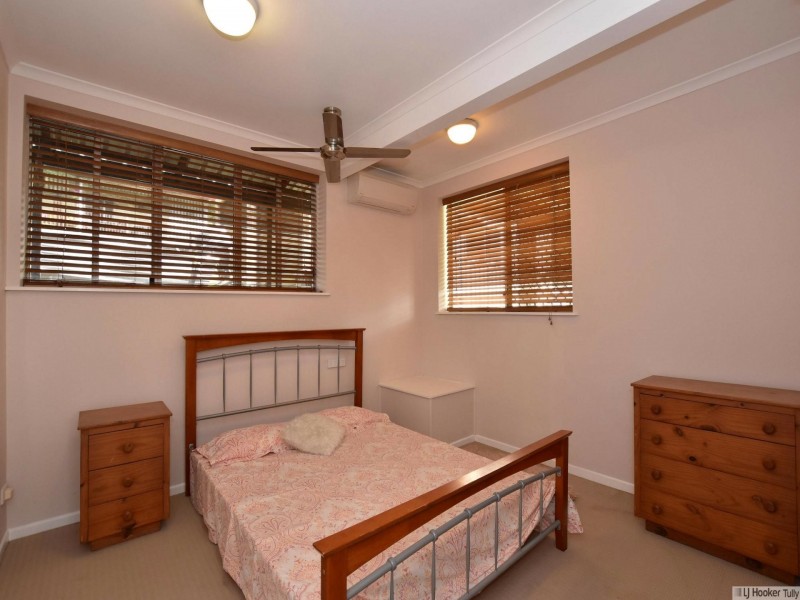 12 Briggs Street, Tully QLD 4854