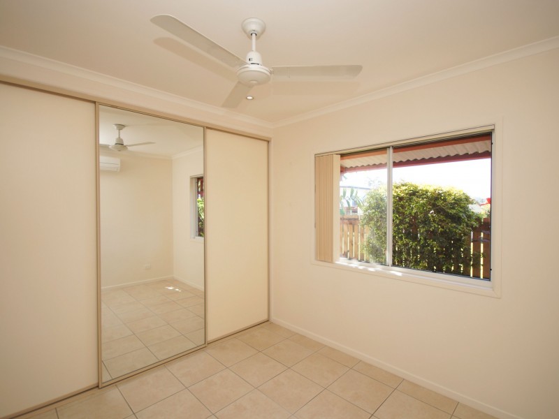 18 Bryant Street, Tully QLD 4854