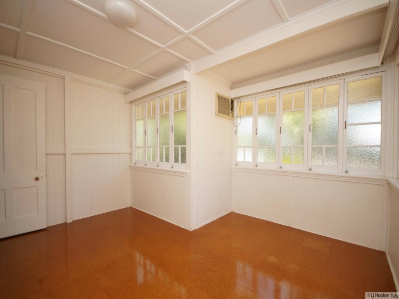 18 Bryant Street, Tully QLD 4854