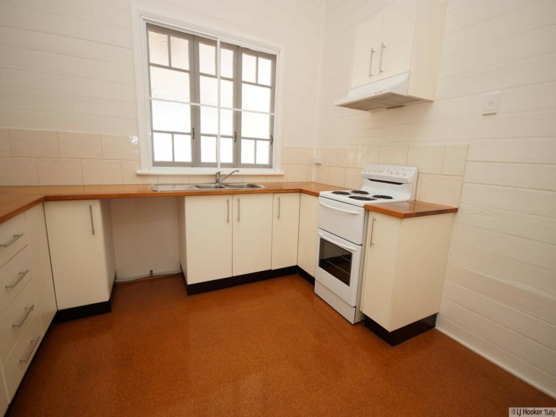 18 Bryant Street, Tully QLD 4854