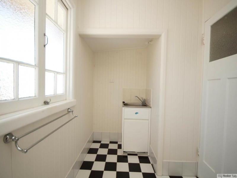 18 Bryant Street, Tully QLD 4854