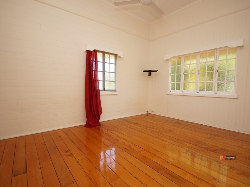 18 Bryant Street, Tully QLD 4854